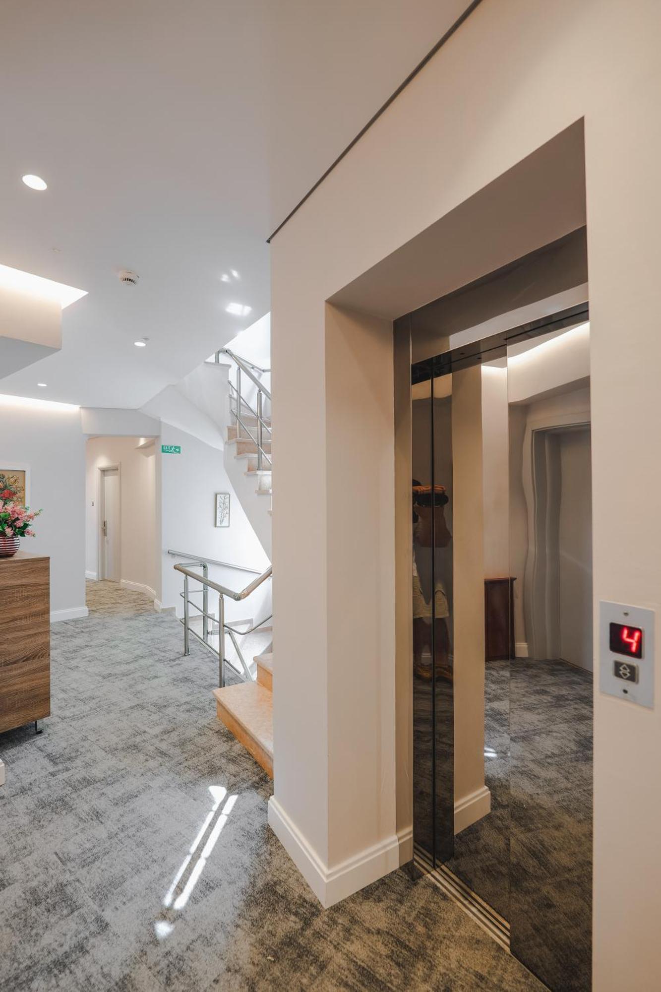 Hotel Oasis Saranda Zewnętrze zdjęcie